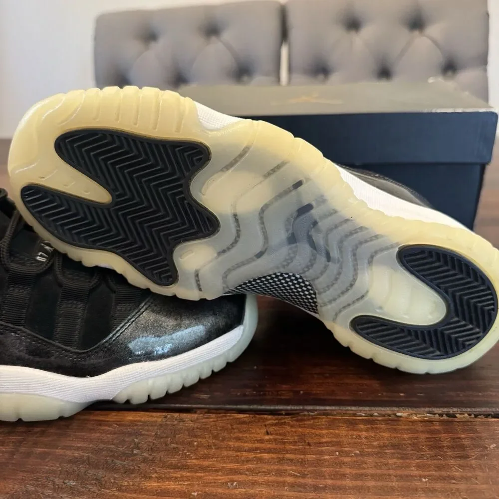 Air Jordan 11 Retro Low Barons (GS) Shoes